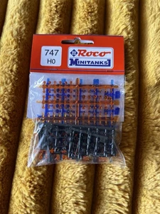 Roco Minitanks 747 # Neu in OVP - Bild 1 von 1