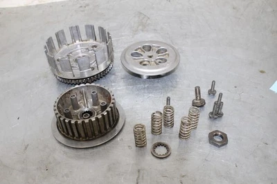 2005 01-09 YZ250F YZ 250F conjunto de embreagem OEM cesta cubo centro placa de pressão engrenagem - Imagem 1 de 4