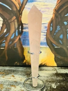 Torre varita cetro cuarzo rosa con soporte 21 cm - Imagen 1 de 9