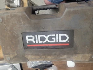 RIDGID 36475 Exposed Ratchet Threader Sets - Picture 1 of 14