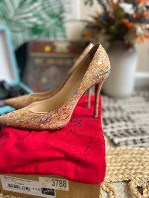 Christian Louboutin Corcho Tostado Confeti Pigalle Follies Tacones Talla 37.5/US7.5 Foto 1 de 4