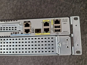 Cisco 2921 Integrated Services Router - CISCO2921/K9 - With PSU and Rack Ears - Picture 1 of 5