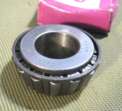 NOS 1948-1952 Oldsmobile, 1947-1956 Pontiac piñón trasero cojinete cono Foto 1 de 2