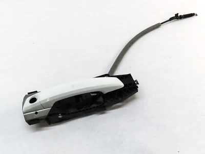 15-19 AUDI A3 S3 RS3 TT (8V MK3) MAÇANETA DA PORTA EXTERNA DO MOTORISTA DIANTEIRO ESQUERDO (BRANCO) - Imagem 1 de 4