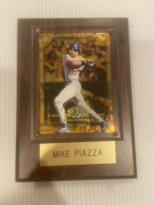 Dodgers 1998 Leaf Fractal Matrix Die-Cut /400 Mike Piazza (Gold X-Axis) #92 HOF