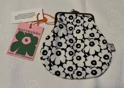 Monedero MARIMEKKO Mini-Unikko Pieni Kukkaro. Blanco y negro Foto 1 de 4