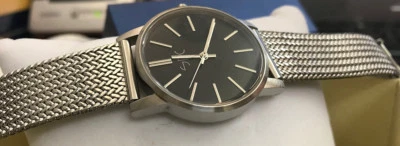 Osco Reloj Mujer Milanaise Pulsera Acero Inoxidable Cúpula Mineral 1 11/32 pulgadas Foto 1 de 3