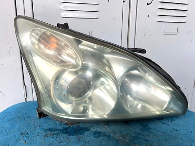 OEM 04/03-11/05 LEXUS RX SERIES, RX330, MCU38R, RIGHT HEADLAMP/ HEADLIGHT, XENON - image 1 of 4