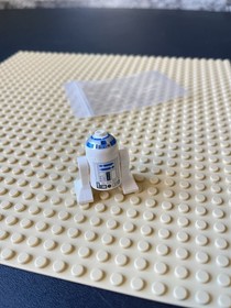 Lego Star Wars R2-D2 Minifigure Astromech Droid  sw0028 USA FAST SHIPPING!!