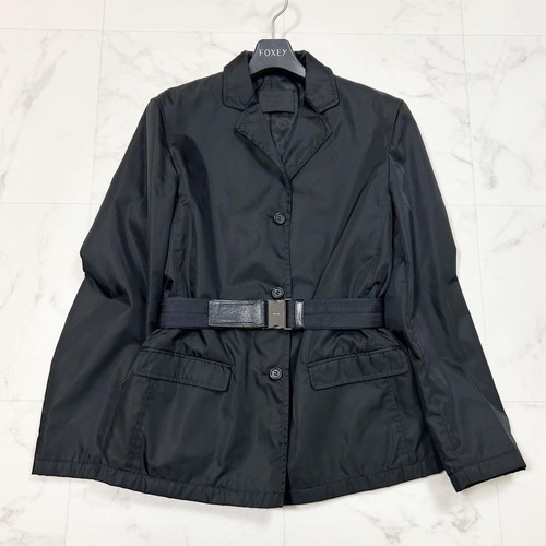 Giacca PRADA nylon buone condizioni con fibbia cintura logo pelle nero taglia 38