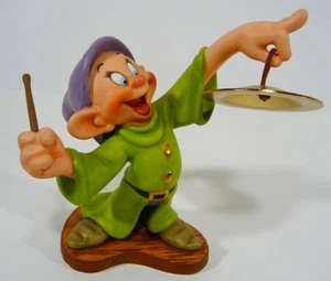 Vintage DOPEY "Playing A Gong"  FIGURE (2003) SNOW WHITE & the SEVEN DWARVES  - Picture 1 of 8