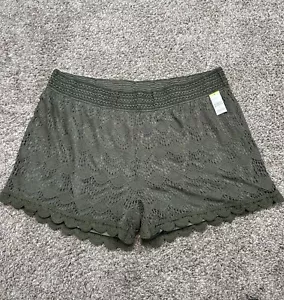 NWT Bongo Plus Green Lace Elastic Waist Shorts Women Plus Size 3X (Measure 44x4) - Picture 1 of 9