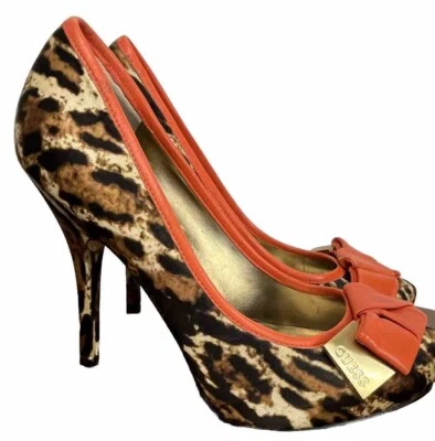 Guess Animal Print Heels 7.5 Bow Gold Logo Stiletto 4" Pumps Leopard Glam Shoes - Image 1 of 4