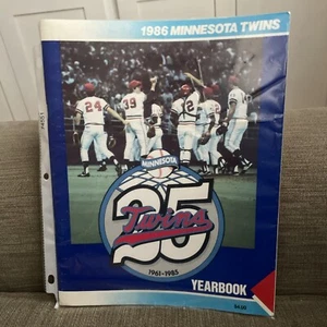 Vintage 1986 Minnesota Twins MLB Yearbook! 25th Anniversary, Kirby Puckett - Picture 1 of 2