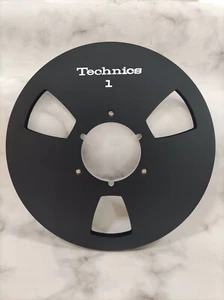 One Pair Silver Technics 10.5'' 1/4'' TAPE REEL TO REEL TAPE Recorders RS 1500 - Picture 1 of 10