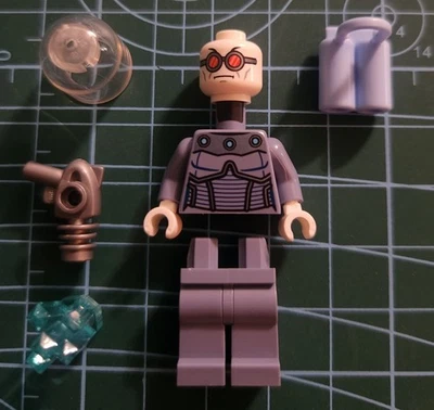 Lego 76300 Batman Arkham Asylum - Minifigure Only - Mr Freeze with Acc - Image 1 of 3