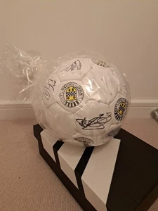 Multi Signed St Mirren Ball 2019 - Picture 1 of 6
