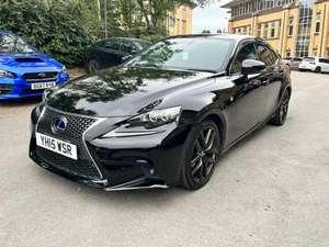 2015 Lexus IS 2.5 300h Advance Saloon 4dr Petrol Hybrid E-CVT Euro 6 - Picture 1 of 24