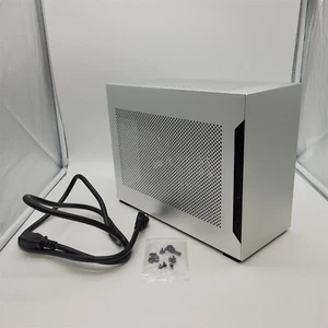 LIANLI Aluminum Mini-ITX Computer Case, PCI4.0 Riser Card Cable Included - Picture 1 of 12