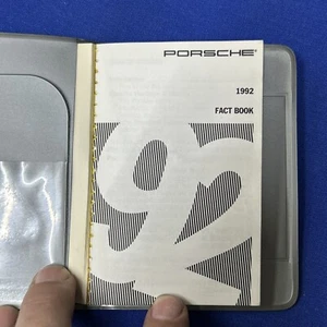Porsche Fact Book 1992 92 - Especificaciones, información del vendedor - Imagen 1 de 4