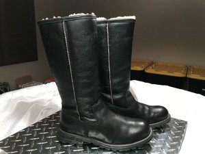 ugg brooks tall black size 8