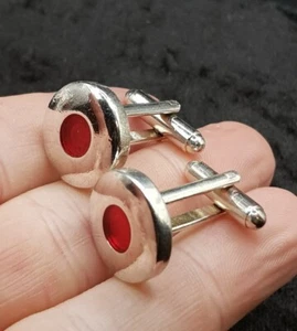 Pair of Silver Plated Enamel Circular Cufflinks - Red Enamelled - Picture 1 of 5