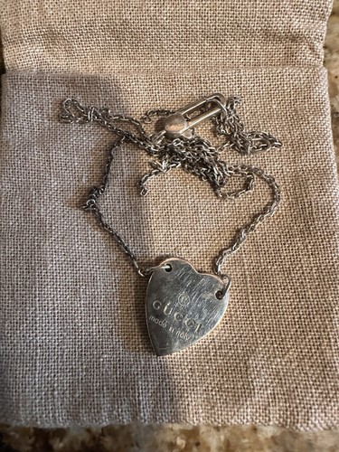 Collana Gucci Trademark con ciondolo cuore argento sterling misura unica