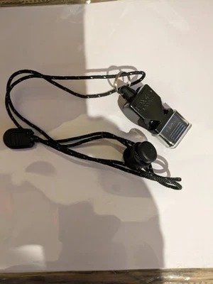 Fox 40  Classic Sports Whistle With Lanyard And Tooth Protector New 🆓 Post  - Image 1 of 2