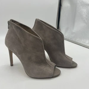 G.I.L.I. Peep Toe Zip Back Suede Booties Size 7 M Fantina Porcini - Picture 1 of 10