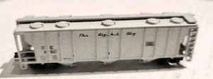 Atlas N Scale 47' Covered Hopper Central Of Georgia #941 - Picture 1 of 8