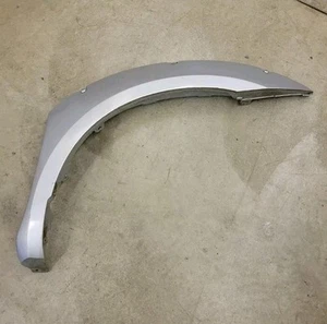 ⭐️00 01 02 03 04 Nissan Frontier V6 Passenger Right Front Fender Flare OEM - Picture 1 of 5