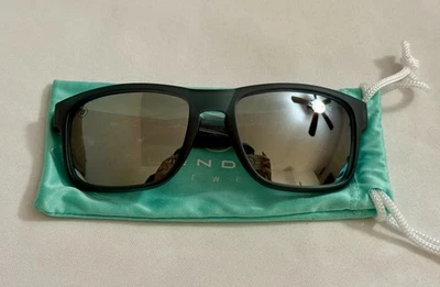 Gafas de sol polarizadas Blenders Canyon Smoke Chase negras/espejo cuadradas Be1423 Foto 1 de 4