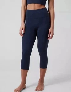 ATHLETA Ultra High rise Elation Capri Navy Blue Size Small PETITE SP NEW - Picture 1 of 3