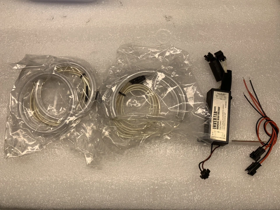 Anillos de halo CCFL para Lexus IS350 IS220 IS250 IS-F 06-12 faros de coche ojos de ángel Foto 1 de 1