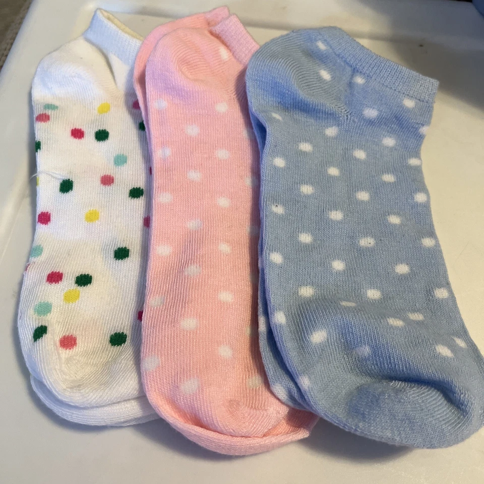 Juego de tres calcetines decorativos para mujer talla 4-10 totalmente nuevos Foto 1 de 1