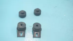 PORSCHE 928 , RADIATOR BRACKET SET RUBBER SUPPORT 4 Qty , OEM . - Foto 1 di 7