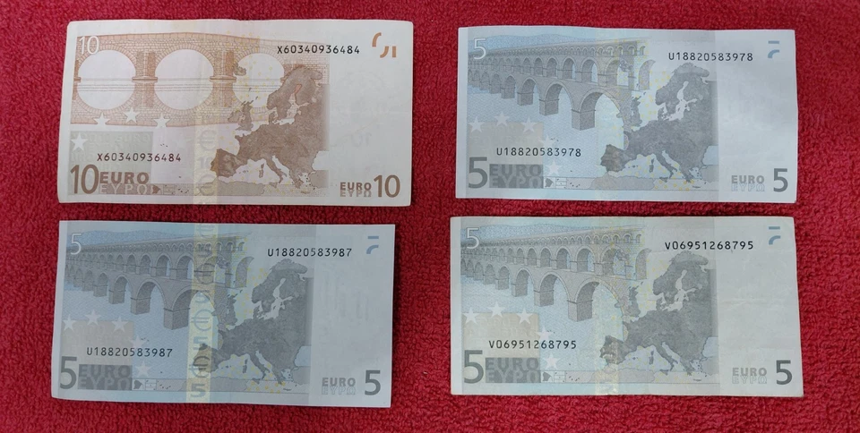 25 EURO BANK NOTE LOT 2002 10 Euro And X3 5 Euro Notes - Image 1 of 2