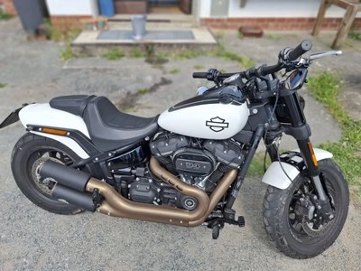 Harley-Davidson FAT BOB FXFBS Softtail 114 weiß - Bild 1 von 4