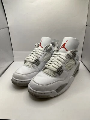 Talla 7 - Jordan 4 Retro Mid White Oreo (Tapa de caja dañada, ¡¡¡¡Muy limpio!!!!) Foto 1 de 4