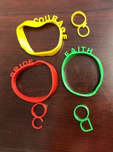 Rubber Wrist Bands in 3D - Picture 1 of 2