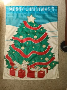 Merry Christmas Tree Applique Nylon 28x40 Flag Gold Bulbs & Presents/Top Quality - Picture 1 of 3