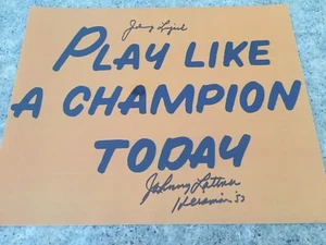 JOHNNY LUJACK JOHNNY LATTNER AUTO NOTRE DAME LUCHA IRLANDÉS JUEGA COMO UN CAMPEÓN - Imagen 1 de 1