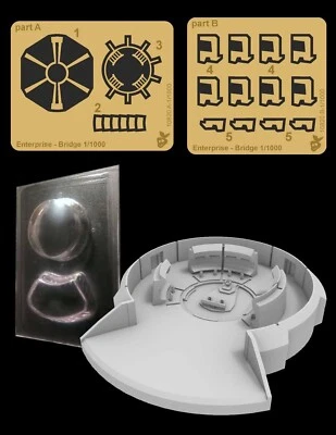 Green Strawberry 1/1000 Star Trek Discovery U.S.S. Enterprise NCC-1701 Bridge - Image 1 of 4