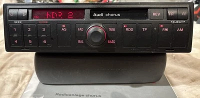 Org Audi Chorus Autoradio 8L0035152A + Code + Anleitung Funktioniert Pixelfehler - Bild 1 von 4