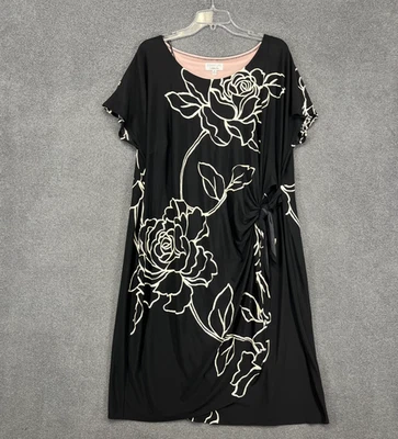 Vestido feminino Signature by Robbie Bee 2X floral manga curta nó envoltório midi - Imagem 1 de 4