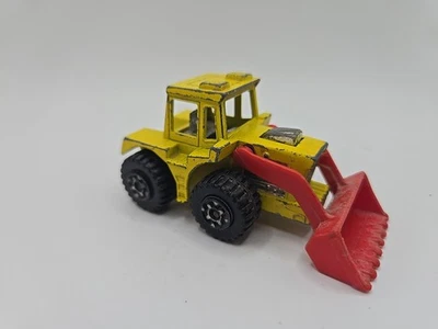 Vtg. 1976 Matchbox Superfast No. 29 Tractor Shovel Yellow 1:64 England - Image 1 of 4