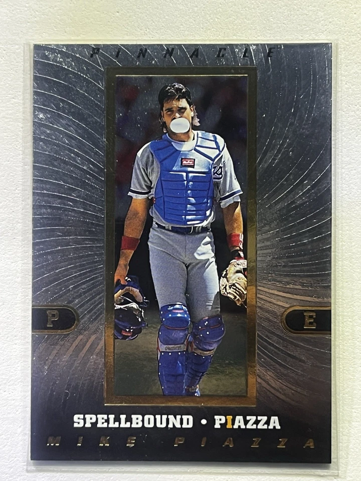 1997 New Pinnacle Spellbound Mike Piazza #2MP HOF - Image 1 of 2