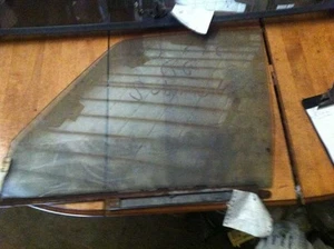 77-79 Subaru Passenger Left Driver Front Door Glass 4 Door - Picture 1 of 6