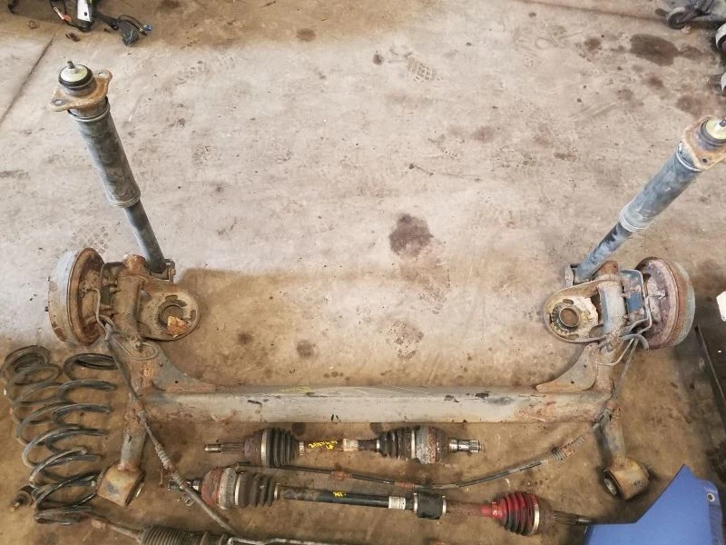 (SOMENTE RETIRADA LOCAL) Eixo de feixe carregado Hatchback sem ABS compatível com 07-11 AVEO 14794 - Imagem 1 de 4