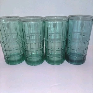 4 Vintage Anchor Hocking Tartan Tumblers One Is A Brighter Blue Green  - Picture 1 of 3